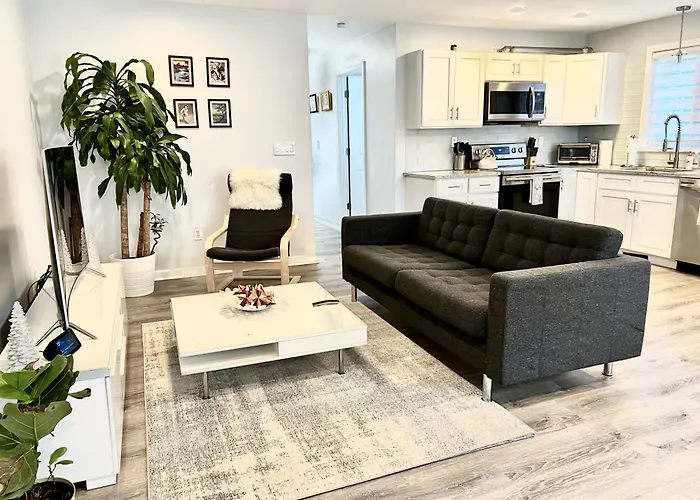 The Longmont Luxury Condo In The Heart Of Providence